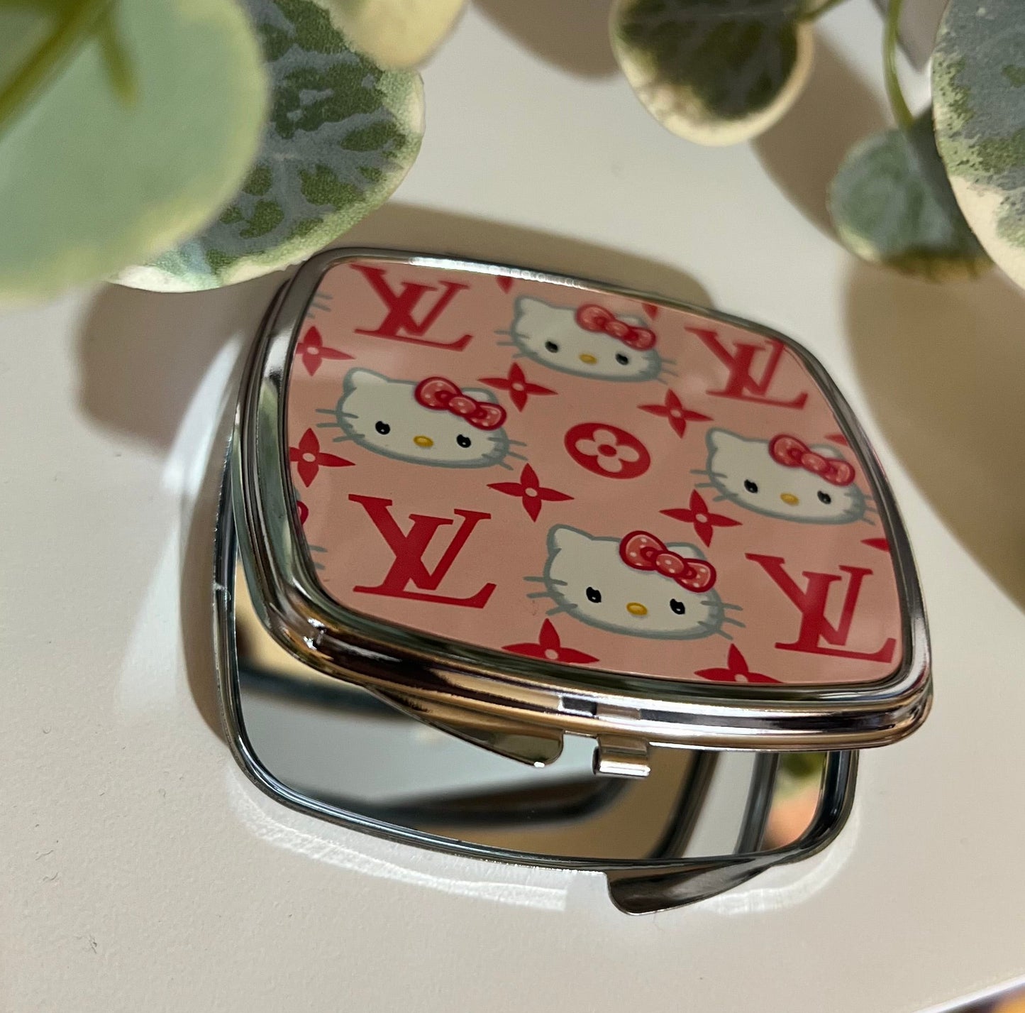 Fancy HK Compact Mirror