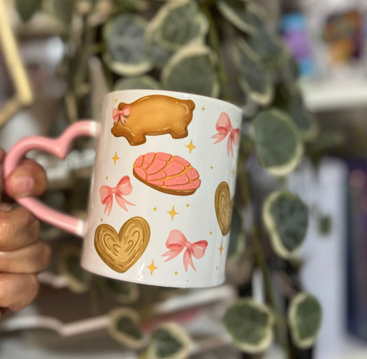 Puerquitos & Bows 11oz Heart Handle Mug