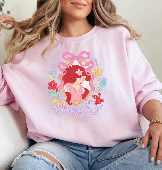 Ari. Floral Bow Frame DTF